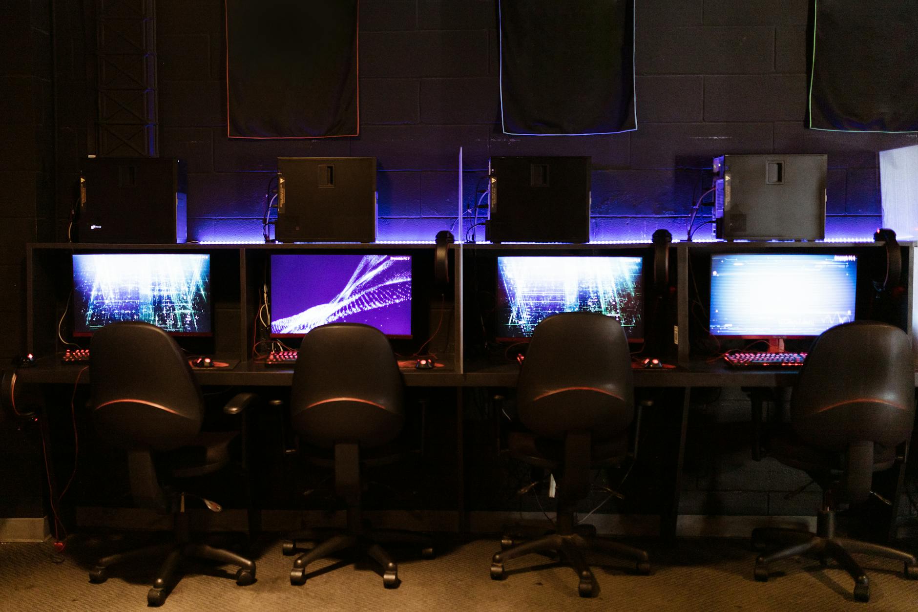 Essential Insights into Online Gaming Infrastructure Today