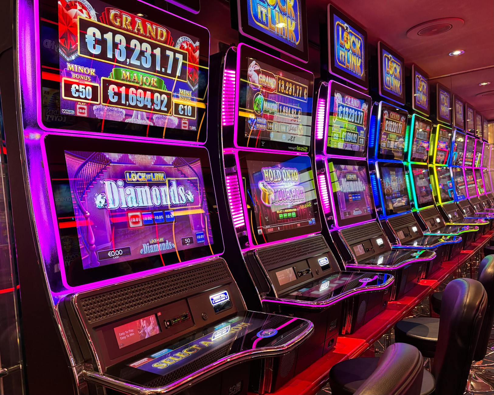 Discover Engaging Online Slot Features for Enthusiasts