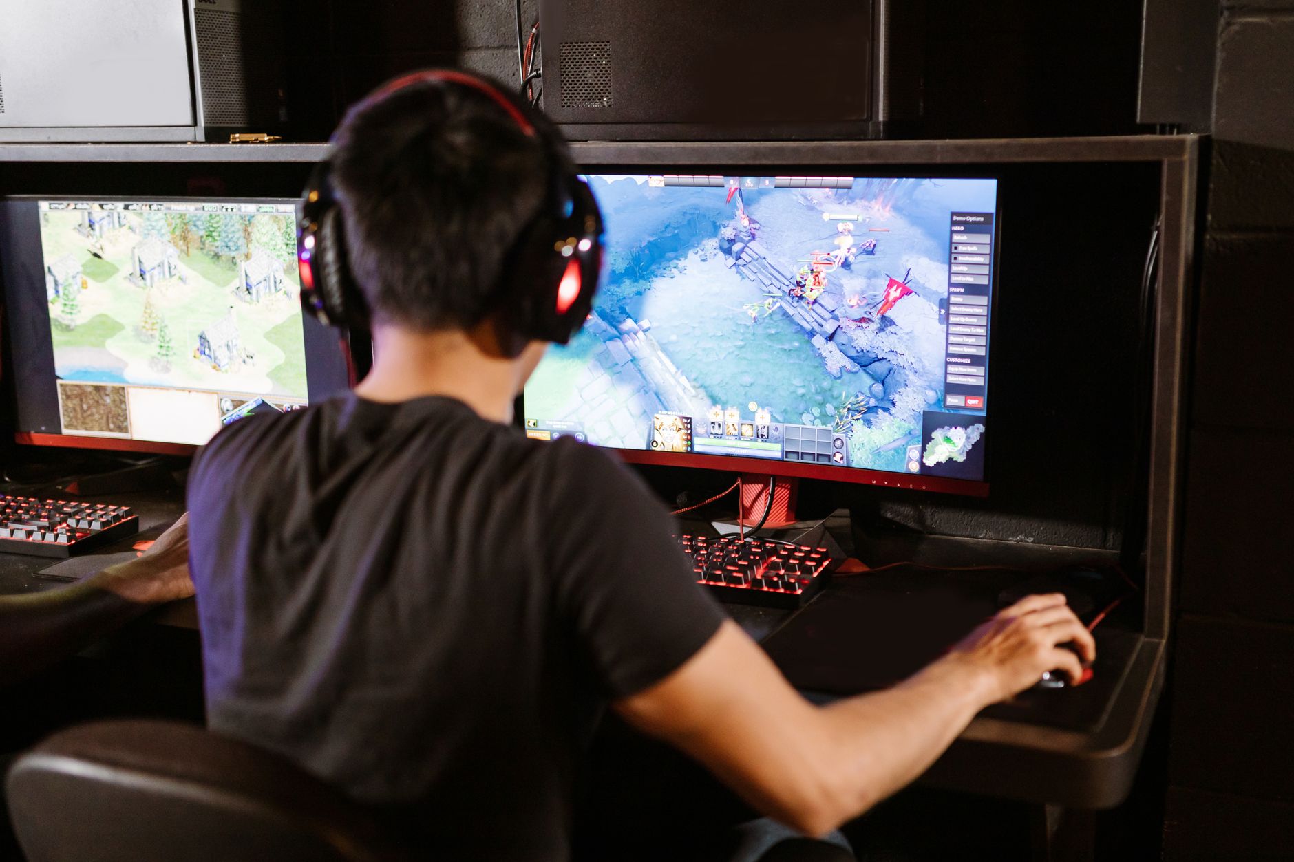 Understanding Online Gaming Infrastructure for Better Play